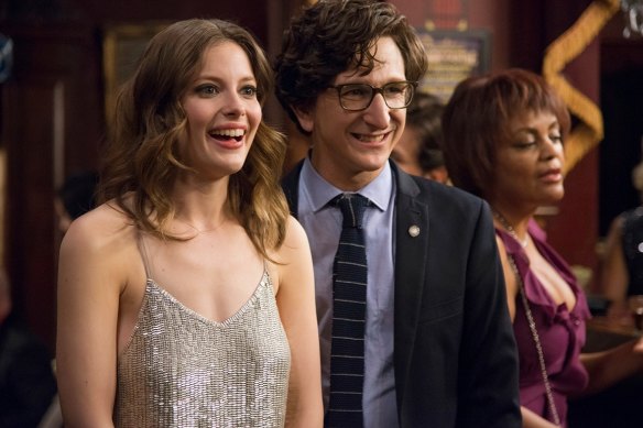 Gillian Jacobs et Paul Rust dans la série Netflix, Love.