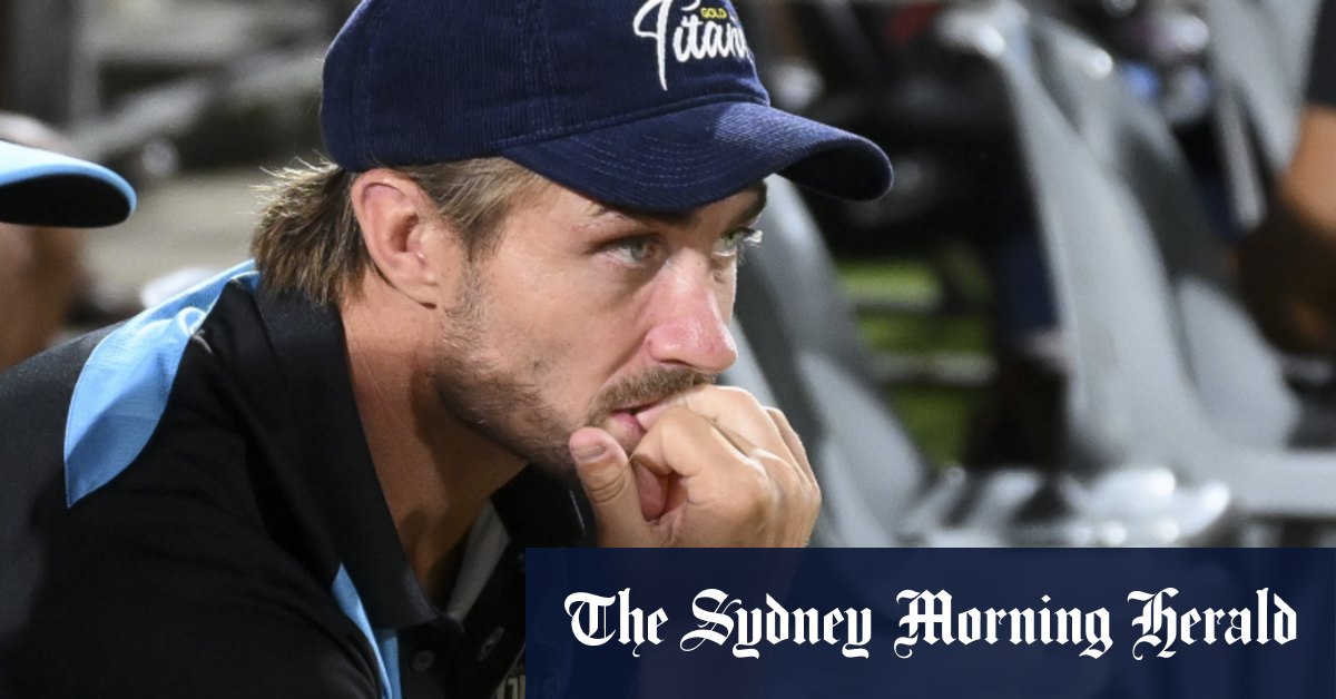 La star de Gold Coast Titans, Kieran Foran, fait face à la 18e chirurgie après le triomphe des Dolphins