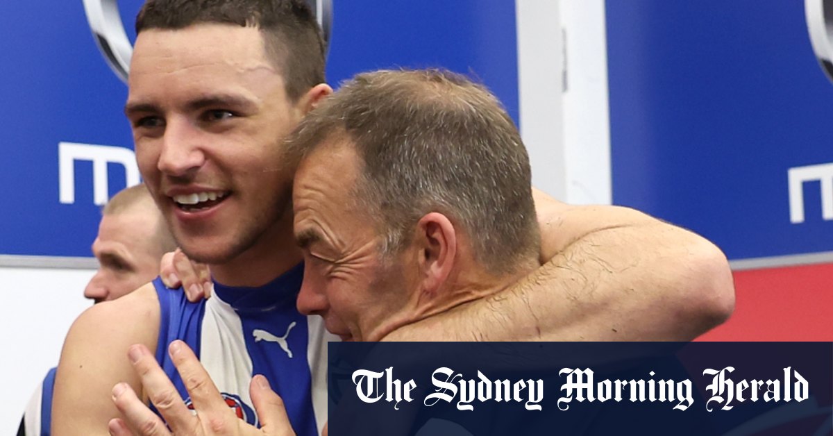 Le message de l'entraîneur de la Premiership Hawks Hawks Alastair Clarkson à la star du milieu de terrain alors que North Melbourne cherche à sauter en avant