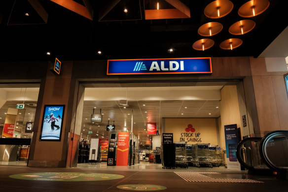 Aldi est un «discounter dur» mais ne fait face à aucune concurrence directe, a découvert l'ACCC.
