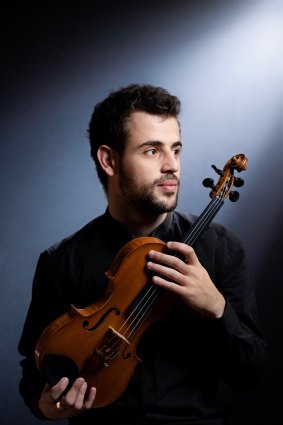 Yamen Saadi est un exposant poli du style viennois.
