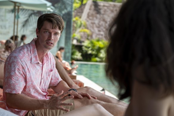 Saxon (Patrick Schwarzenegger) a eu une nuit à retenir (ou pas ...)