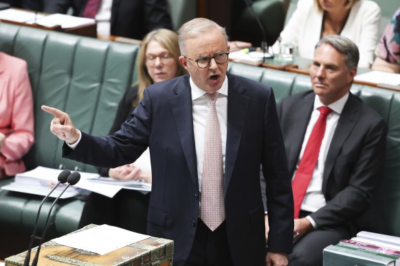 Le Premier ministre Anthony Albanese devrait appeler les élections peu de temps après le budget.