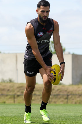 SAAD EL-HAWLI d'Essendon.