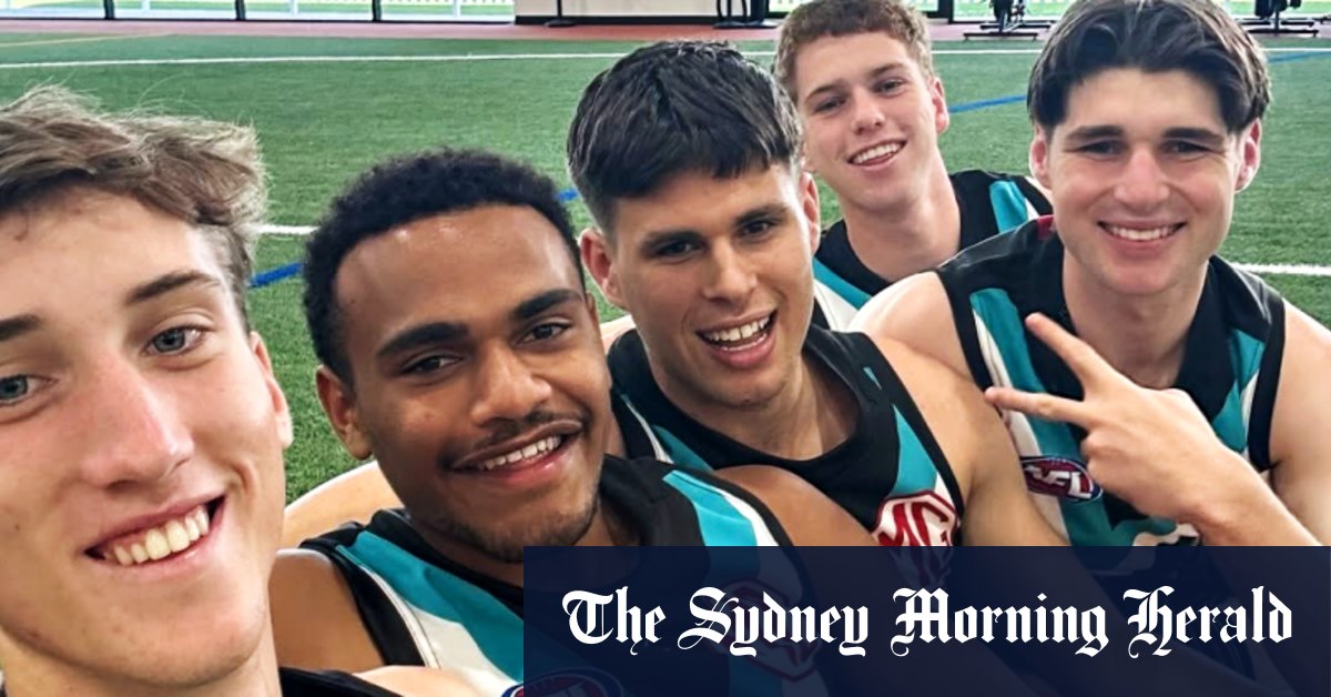 Joueur avec le syndrome de Tourette pour faire l'histoire de l'AFL; Bombers Essendon et les équipes électriques de Port Adelaide nommées; Luke Beveridge et Tom Morris s'affrontent