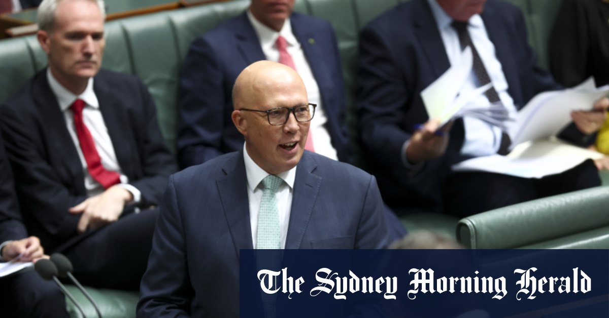 Peter Dutton pour réduire l'accise en carburant à Counterbid aux réductions d'impôt Anthony Albanese alors que l'élection fasse signe