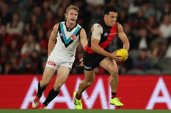 Dylan Shiel a joué au milieu de terrain et était un joueur important.