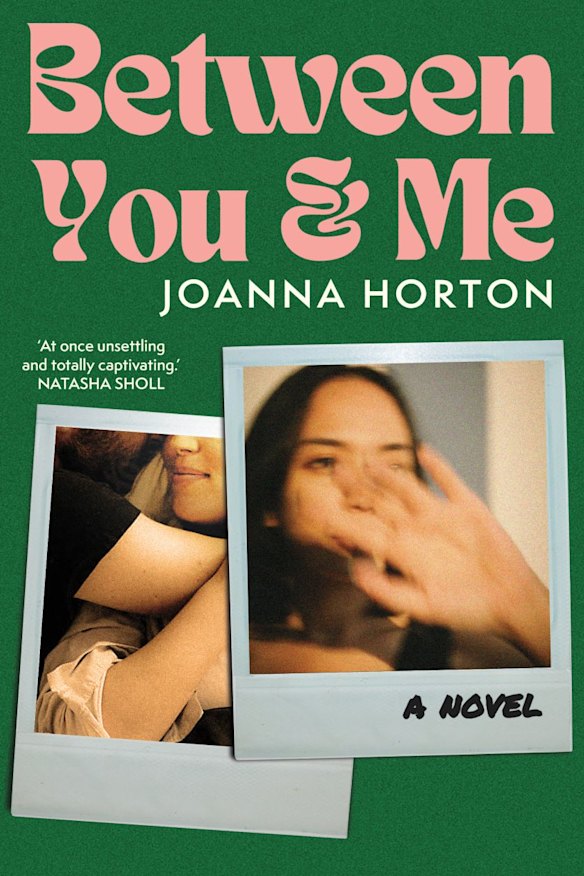 Le premier roman de Horton, Between You and Me, dépeint un menage un trois dans les partageurs et appartements de West End.