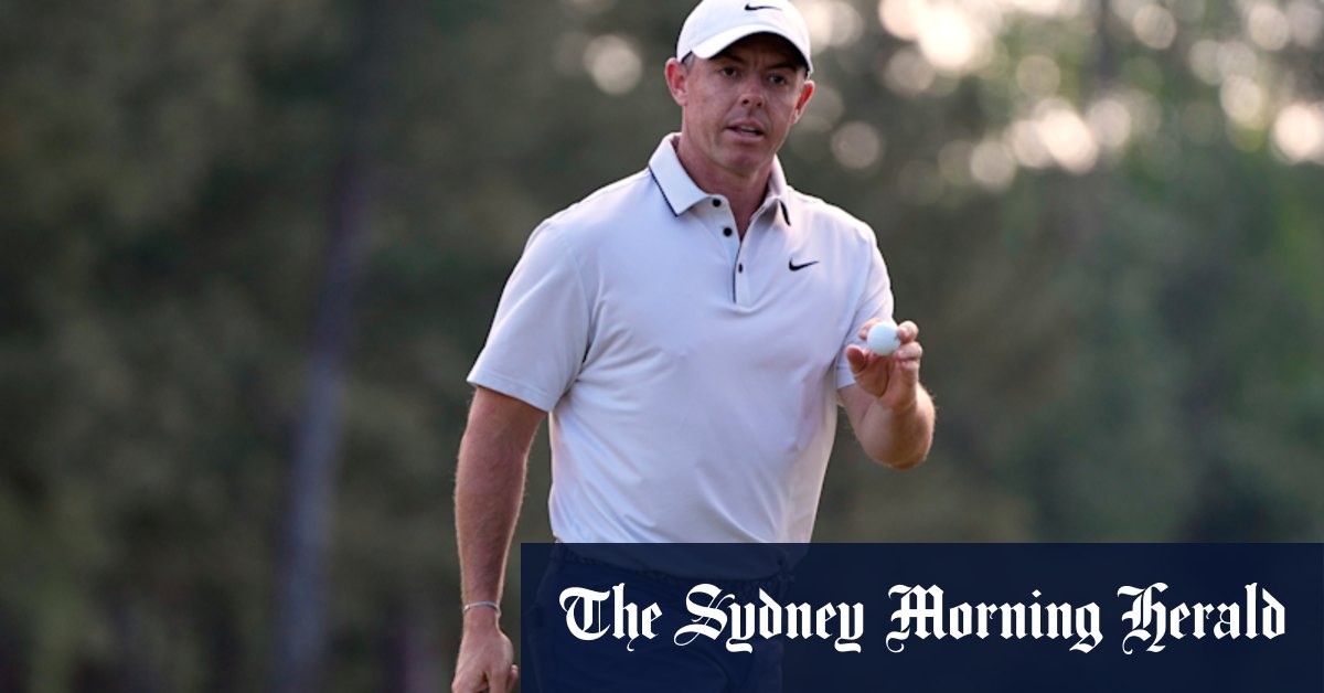 Rory McIlroy mène après le troisième tour, a sa chance de rejoindre le club le plus exclusif de Golf