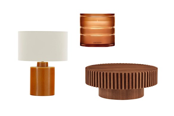 Lampe de table «CIA»; Bougie «Terres Blondes» rechargeable; Table basse «noisette».  
