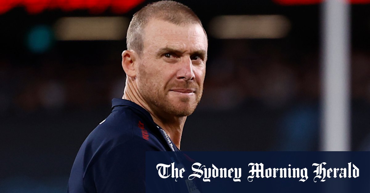 La journée de calcul de l'entraîneur des démons de Melbourne Simon Goodwin; Bombers Essendon; L'étoile des Eagles de la côte ouest frappe à côté; Star de Geelong Cats Bailey Smith