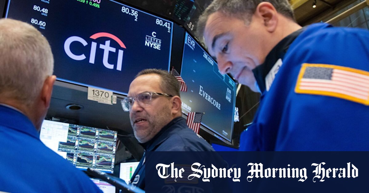 Les diapositives de Wall Street, les effondrements de l'huile; ASX Set pour un démarrage à plat