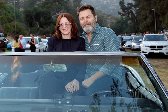 Offerman et Mullally ont forgé un partenariat créatif qui s'étend sur le cinéma, la télévision, le podcasting et la co-automne.