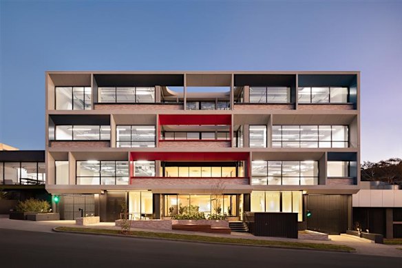 26 Hall Street, Hawthorn East.