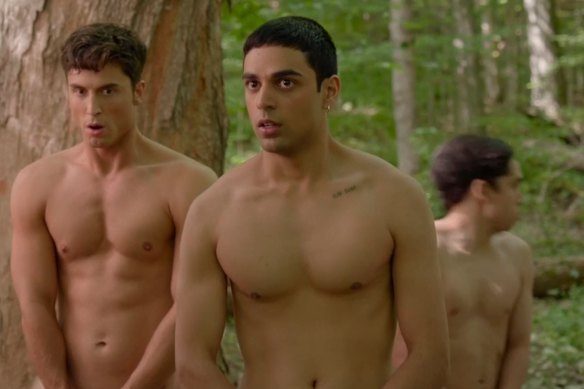 Benny (Benito Skinner) et Miles (Rish Shah) pour surcompenser.