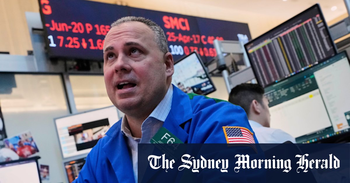 Moody's Strips Us Of AAA Credit Rating, ASX régal