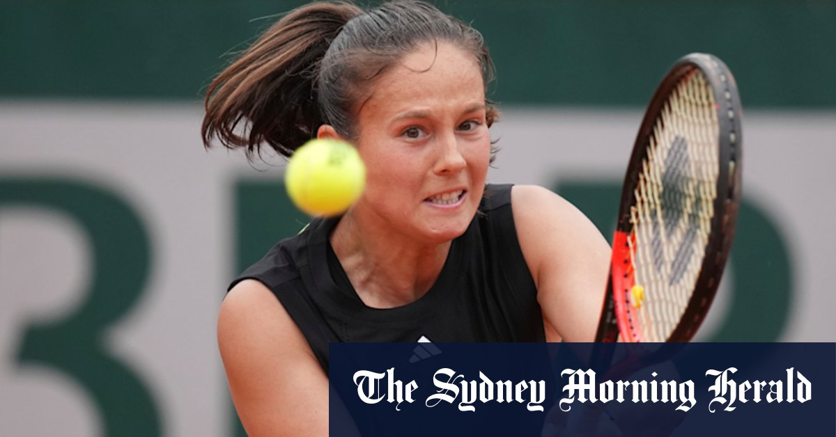 L'Australie Daria Kasatkina tombe au Mirra Andreeva de la Russie