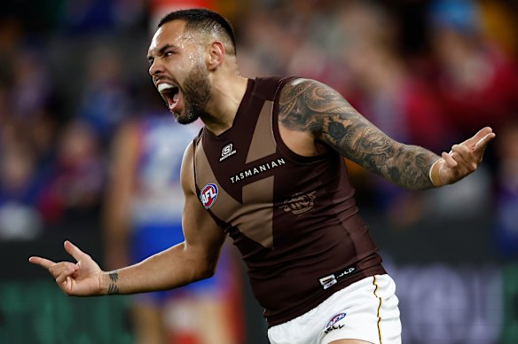 Jarman Impey célèbre un objectif révélateur des Hawks.