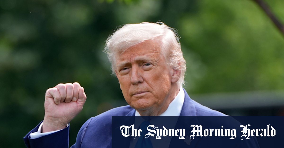 L'Australie, le Royaume-Uni, le sous-marin américain traite le doute alors que Donald Trump demande une révision; Malcolm Turnbull, Paul Keating, Scott Morrison pèse
