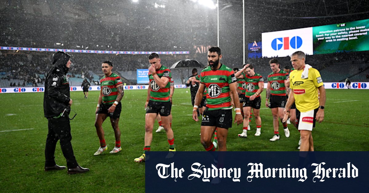 La foudre interrompre les bulldogs-suds s'affronter au milieu du jeu
