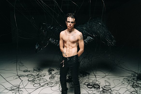 Yungblud: Le vrai nom de 27 ans, Dominic Harrison, a été un aimant pour la curiosité et la controverse.