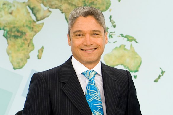 Le présentateur de nouvelles du monde SBS Anton Enus.