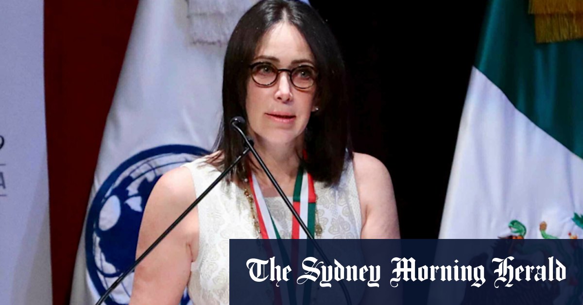 Corona Heiress est à la pointe de sa fortune de bière de 12,5 milliards de dollars