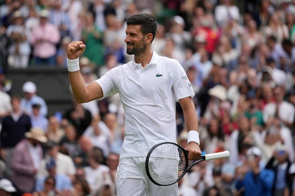 Djokovic a survécu au défi de De Minaur de réserver un huitième quart de finale consécutif à Wimbledon et 16e au classement général.