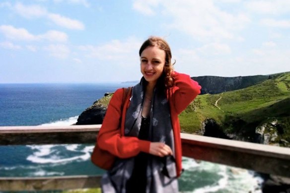 L'écrivain Katherine Brabon peu de temps après son diagnostic à 23 ans.