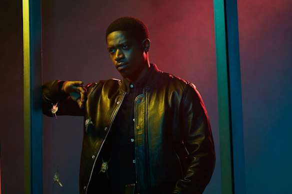 Damson Idris en tant que Saint Franklin dans Snowfall.
