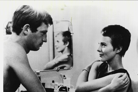Jean-Paul Belmondo et Jean Seberg dans Jean-Luc Godard's Breathless.