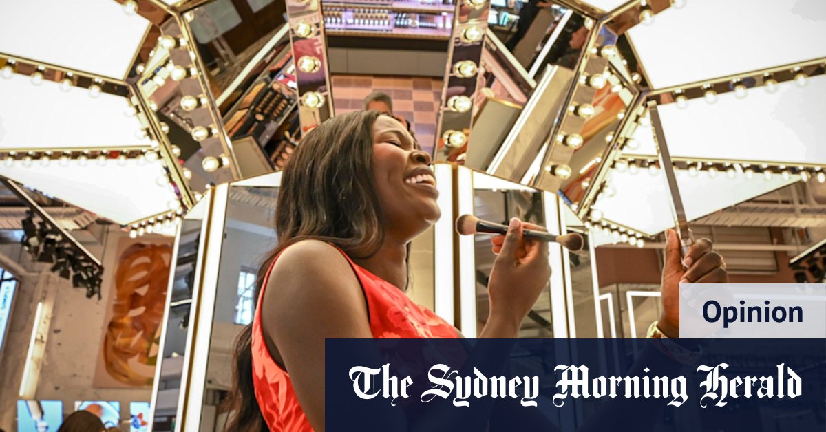 Nous passons en revue le nouveau magasin du Mecque de Melbourne sur Bourke Street - le plus grand du monde