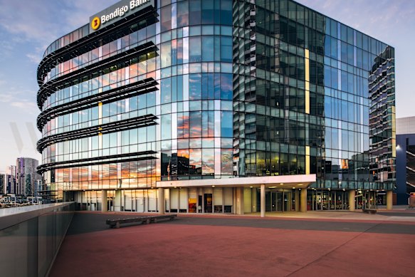 Les étudiants du CQU emménagent dans 120 Esplanade du port, Docklands.