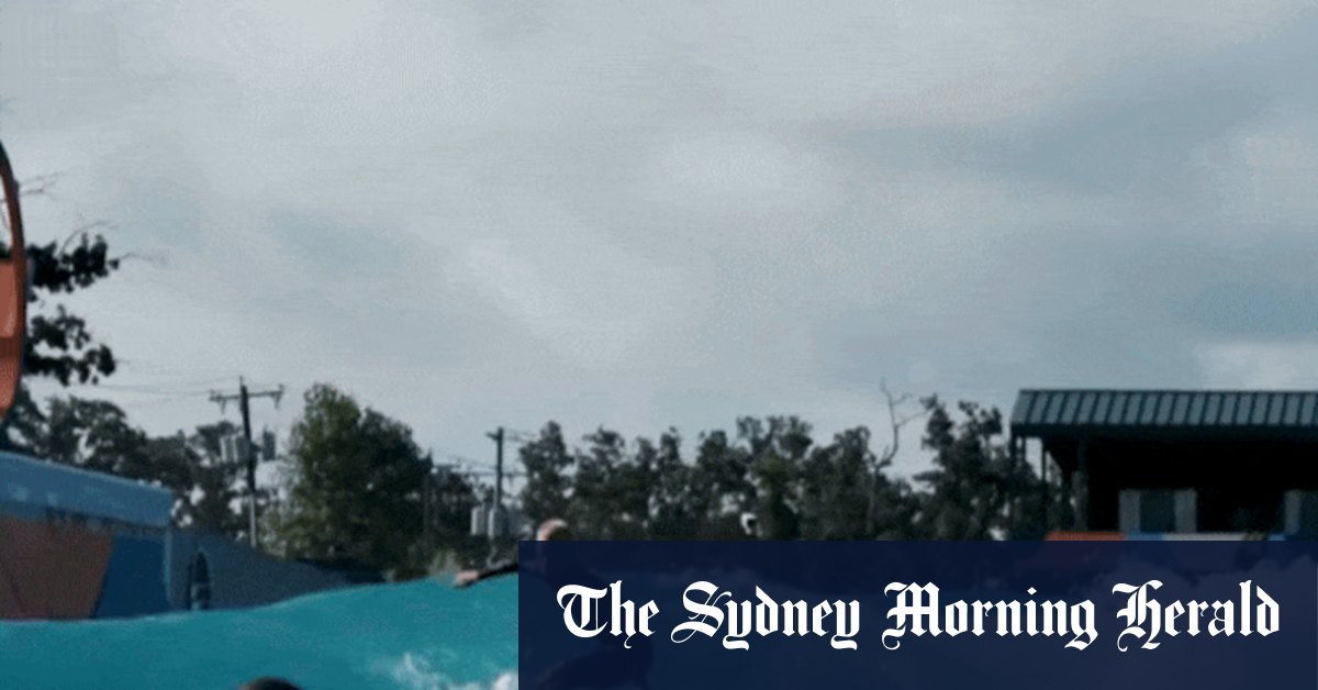 Le concours de surf s'est concentré sur les antennes à venir sur Urbnsurf