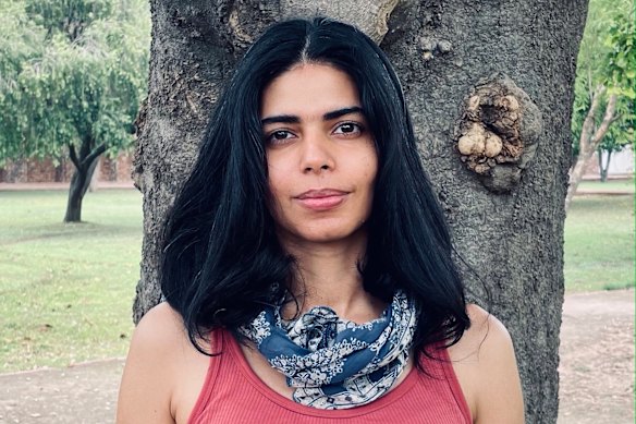 Le romancier graphique et éducateur d'artiste Ita Mehrotra.