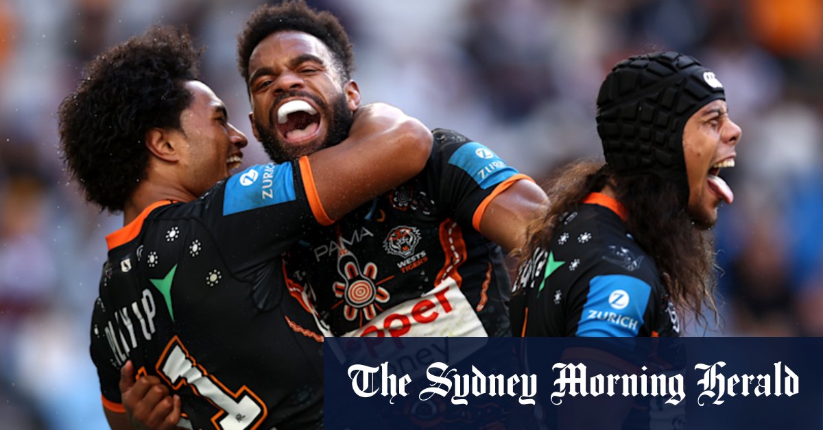 Wests Tigers exempt de cuillère en bois alors que la victoire ajoute plus de pression à l'entraîneur virile Anthony Seibold