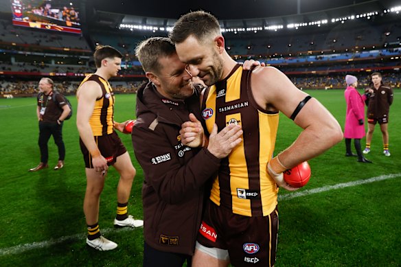 Hawk Talk: Gunston a fait plaisir à l'entraîneur Sam Mitchell.