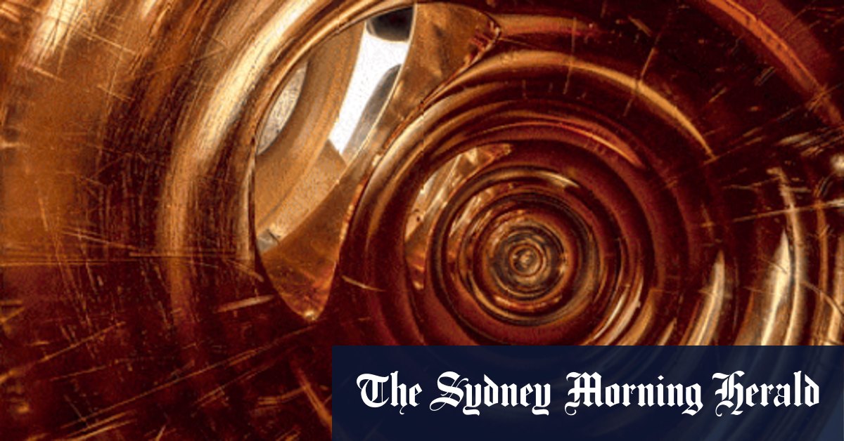 Photographe de Melbourne qui tire à l'intérieur des instruments de musique pour Awo Orchestra