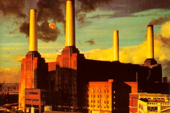 La couverture de l'album Animals, mettant en vedette le célèbre Pig Flying. 