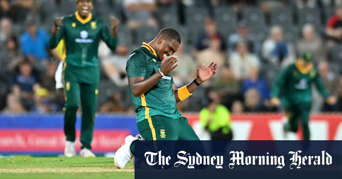 Les Australiens s'effondrent à une autre perte d'oeil alors que les Proteas remportent une série internationale d'une journée sur le sol ennemi