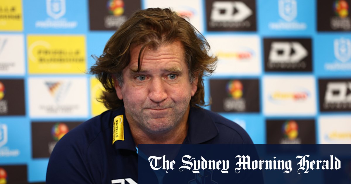 Des Hasler a continué en tant qu'entraîneur des Titans de Gold Coast