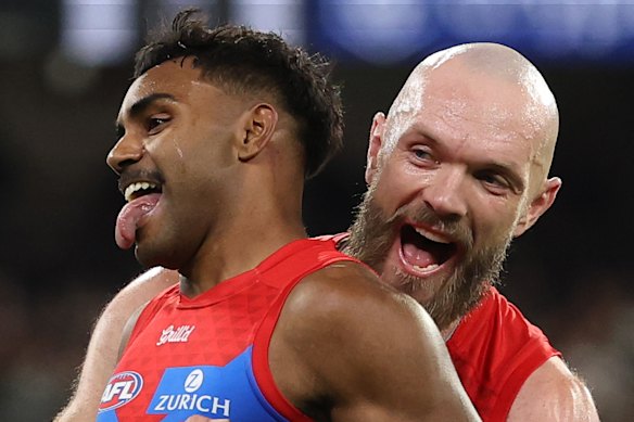 Kysaiah Pickett et Max Gawn étaient les lumières brillantes de Melbourne en 2025. 
