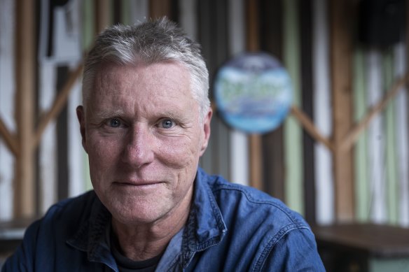 Journaliste et auteur Michael Brissenden.