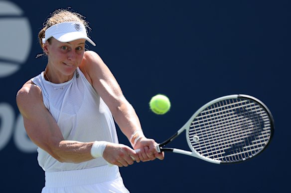 Liudmila Samsonova a trouvé Priscilla Hon australien trop difficile à gérer à l'US Open.