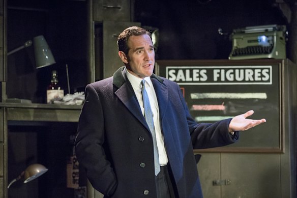 Bertie Carvel comme Rupert Murdoch à Ink.