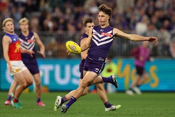 Neil Erasmus commence à faire sa marque pour Fremantle au milieu de l'intérêt rival pour lui.