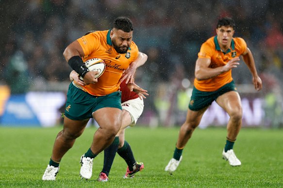 Taniela Tupou est comme aucun accessoire que nous n'avons jamais vu.