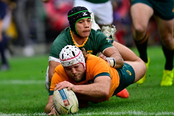 Fraser Mcreight va essayer mais il est interdit.