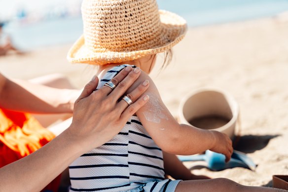 Le TGA a décrit «des préoccupations importantes concernant la fiabilité des tests SPF entrepris par Princeton Consumer Research Corp», qui a déclaré qu'il teste la crème solaire de «bonne foi» aux normes de l'industrie sur des échantillons spécifiques fournis par les sponsors au moment des tests.