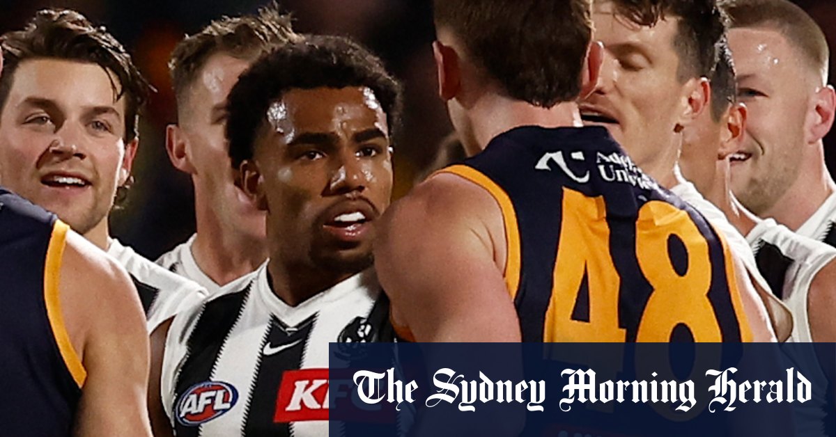 La star des Magpies de Collingwood Isaac Quaynor laisse jouer à Do the Talking Face of Boos d'Adelaide Crows Fans, AFL Finals 2025, AFL Finale préliminaire